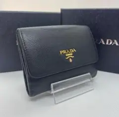 PRADA ブラック 二つ折り財布 箱付き