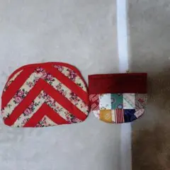 赤い花柄とストライプのポーチ2個セット　パッチワーク