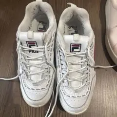 FILA ホワイト スニーカー