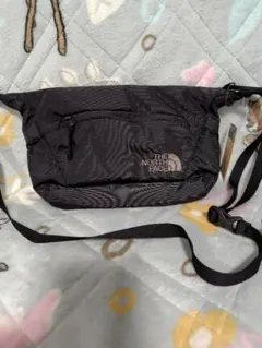 THE NORTH FACE ブラックショルダーバッグ