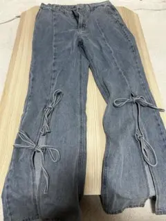 リボン付きサイドスリットデニムパンツ