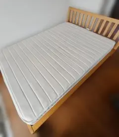 もたれかかれる木製ベッド　オーク材突板ダブル(マットレスは付属しておりません)