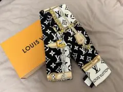 LOUIS VUITTON バンドー　スカーフのサムネイル