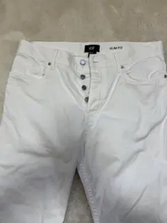 H&M スリムフィット ホワイトデニム