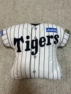阪神タイガース 鳥谷選手のユニフォーム型 クッション 1番 - メルカリ