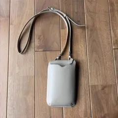 【匿名配送】スマホショルダー　ベージュ