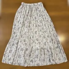 ロングスカート　白　小花柄