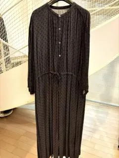 UNIVERSAL TISSU 長袖ロングワンピース