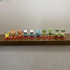ポケモン フィギュア チョコエッグ 始まりの3匹 - メルカリ