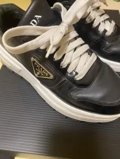 PRADA レディース　スニーカー