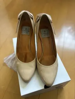 LANVIN en Bleu アーモンドトゥパンプス