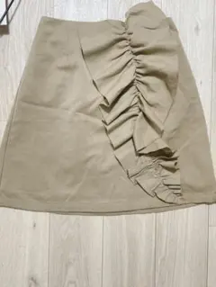 ナイスクラップ　フリル台形スカート
