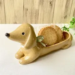 12. ダックスフンドの小物入れ　イエロー　ふせ　陶器　置物　犬