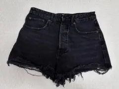 ZARA ブラックデニムショートパンツ EUR38