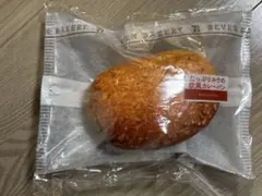 happyくじ　セブンイレブン　C賞　パンポーチ　たっぷりルウの欧風カレーパン