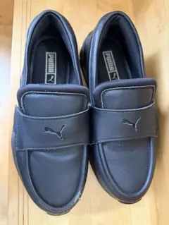 PUMA ブラック ローファー UK6.5 25.5センチ - メルカリ
