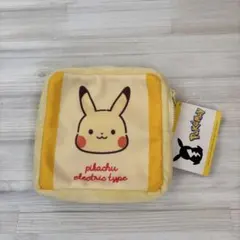 ポケットモンスター　ピカチュウ スクエアポーチ