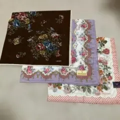 trussardi とMARIO VALENTNO とLIBERTYのハンカチ
