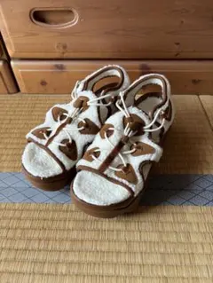 【新品】NIKEナイキ エア マックス ココ ファー 冬の足元に！