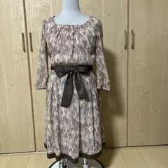 ナチュラルビューティー　ワンピースのサムネイル