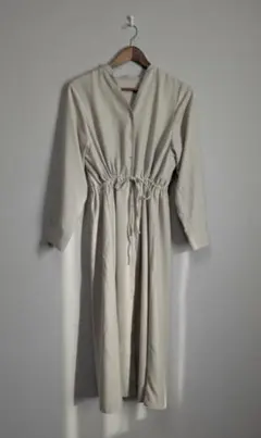 ベージュ シャツワンピース 長袖 ポリエステル100%