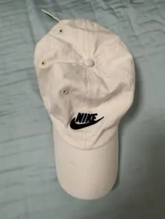 NIKE キャップ ホワイトのサムネイル