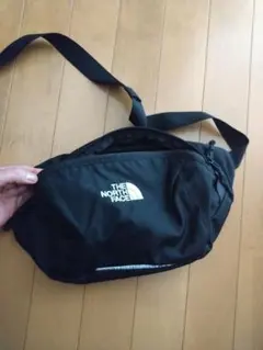 THE NORTH FACE ボディバッグ ブラック