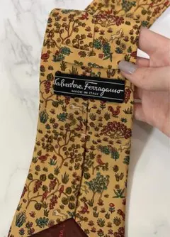 フェラガモ　Salvatore Ferragamo ネクタイ