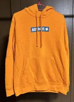 ナイキ メンズ フード付きパーカー JUST DO IT. オレンジ　サイズM