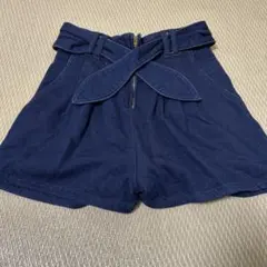 ショートパンツ