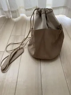 美品TOOLSレザー巾着バッグポーチ - メルカリ
