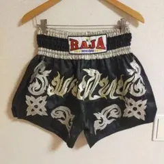 RAJA ラジャ ムエタイパンツ キックボクシング ショートパンツ M ブラックのサムネイル