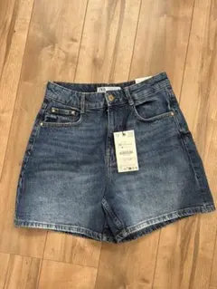 ZARA マムフィットハイウエストショートパンツ　36