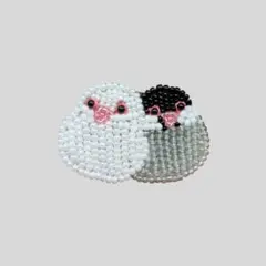 ☆白文鳥＆桜文鳥 ビーズ刺繍ブローチ☆