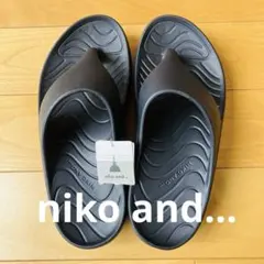 【新品未使用】niko and...ボリュームトングサンダル　M 26㎝　黒のサムネイル