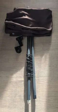強力つっぱり棒と遮光カーテン