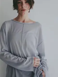 ク*ン様 ETRE TOKYO 新作 完売 カットオフカフスロンTee ロンT - メルカリ