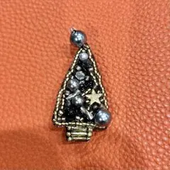 tsuruchan6様専用【匿名配送】ビーズ刺繍ブローチ　クリスマス　ツリー