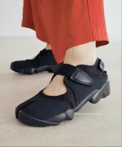 2026年最新】nike エアリフト 24 オールブラックの人気アイテム - メルカリ