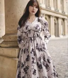 Her lip to Muse Floral Cut-Out Dress