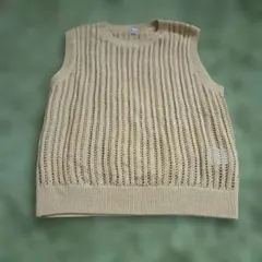 ユニクロ　メッシュニットベストL サイズ
