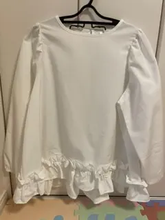 coca ホワイトフリル長袖トップス Lサイズ