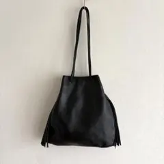 イアンヌ】オリビア パンダ 2wayレザーバッグ IANNE 3室 - メルカリ