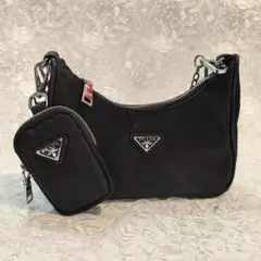 PRADA ナイロン ショルダーバッグ u1のサムネイル