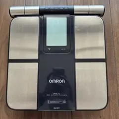 オムロン 体重体組成計 カラダスキャン KRD-703T - メルカリ