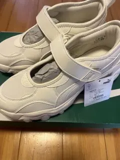 ベルクロ スニーカー