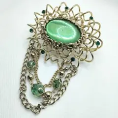 大振りグリーン花形ブローチ チェーン付き