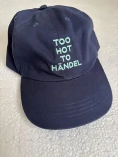 Beechfield ネイビー キャップ　TOO HOT TO HANDEL