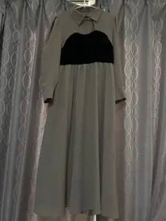 グレーと黒の長袖ドレスワンピース