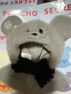 ディズニーシークレットポンチョ　黒　ディズニーストア　ブラック　ユニベアシティ